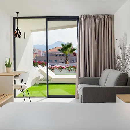 Merlin Hotel